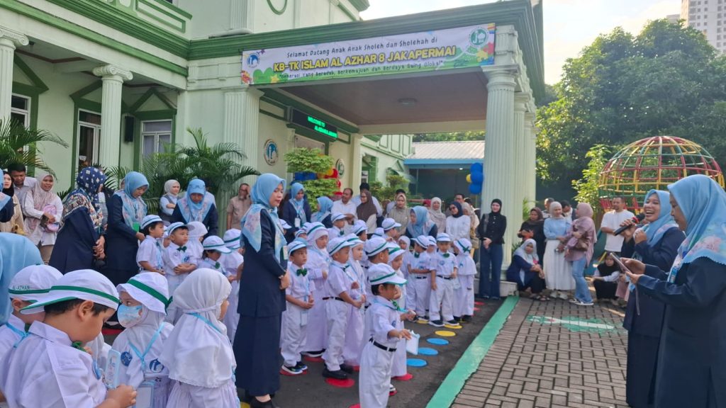 Child-Friendly Student Orientation Program Al Azhar 8 Islamic Playground and Kindergarten, Bekasi