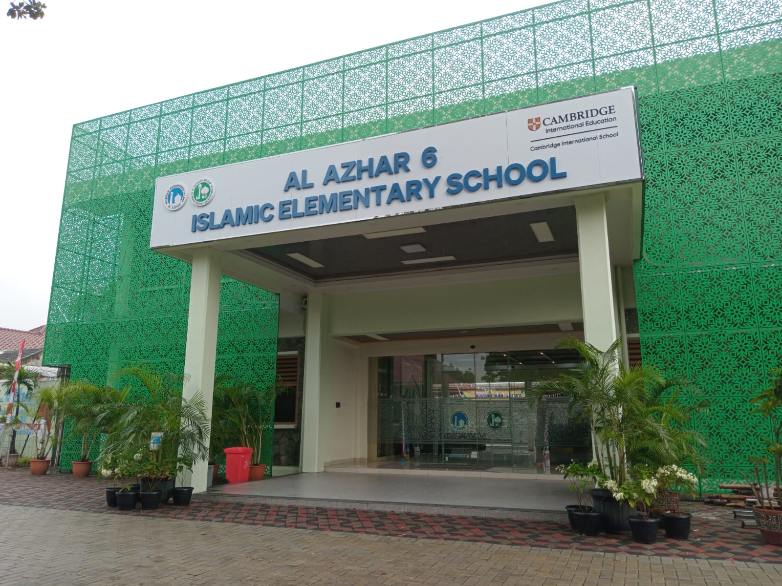 Al Azhar 6 Islamic Elementary School