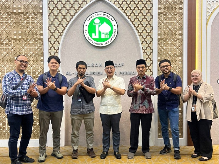 Telkom and Telkomsel Support Operational Efficiency of Al-Muhajirien Waqf Foundation through Smart Power Monitoring and RoaMAX