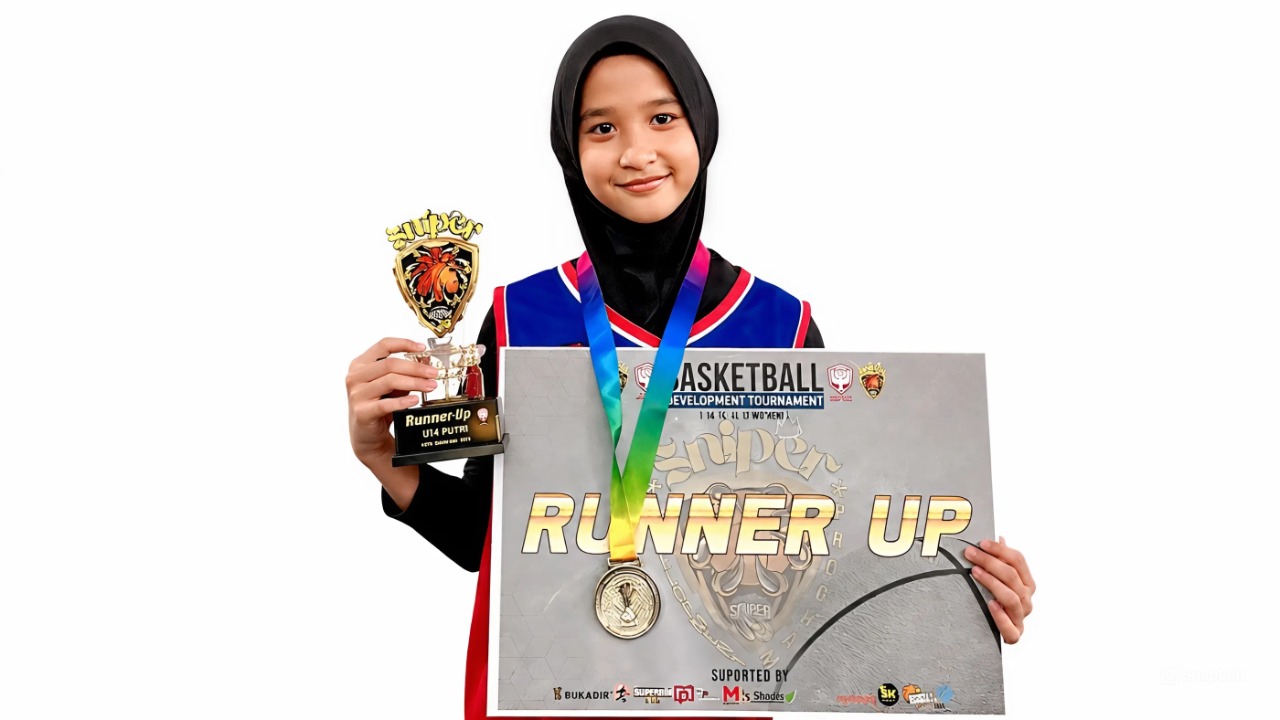 Tight Competition Leads to Achievement, Khairunnisa Salsabila Andrew Azman Wins 2nd Place at the Sniper Development Basketball Tournament