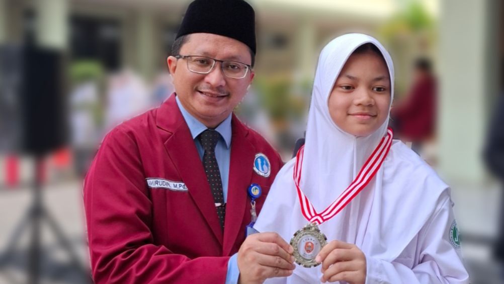 Latifa Neelam Khatira Putri Wins 2nd Place in the Girls’ Basketball Bekasi Cup