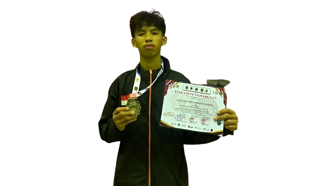 Dzaki Milano A. Chandra Achieves 2nd Place at Taekwondo Open Championship III KONI Chairman Trophy