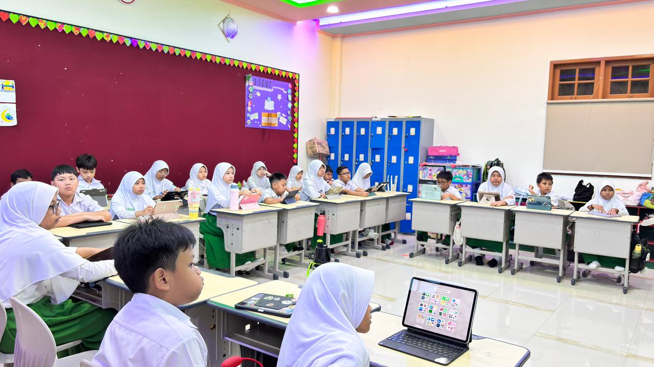 4. Digital Classroom